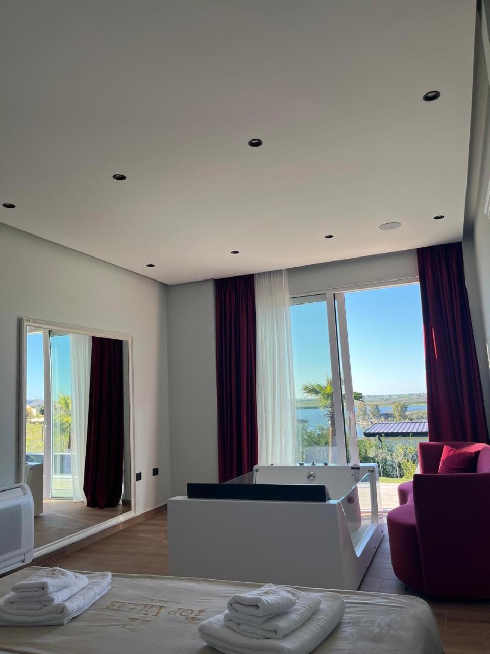 Top Villas Durres Exterior photo